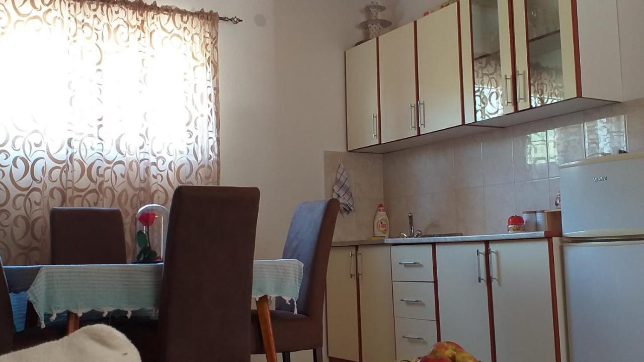 Apartman Vesna Virpazar Ngoại thất bức ảnh